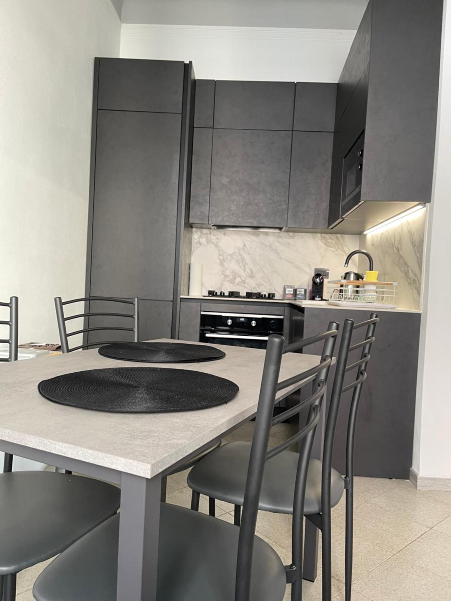 Bilocale Zona Navigli Daire Milano Dış mekan fotoğraf